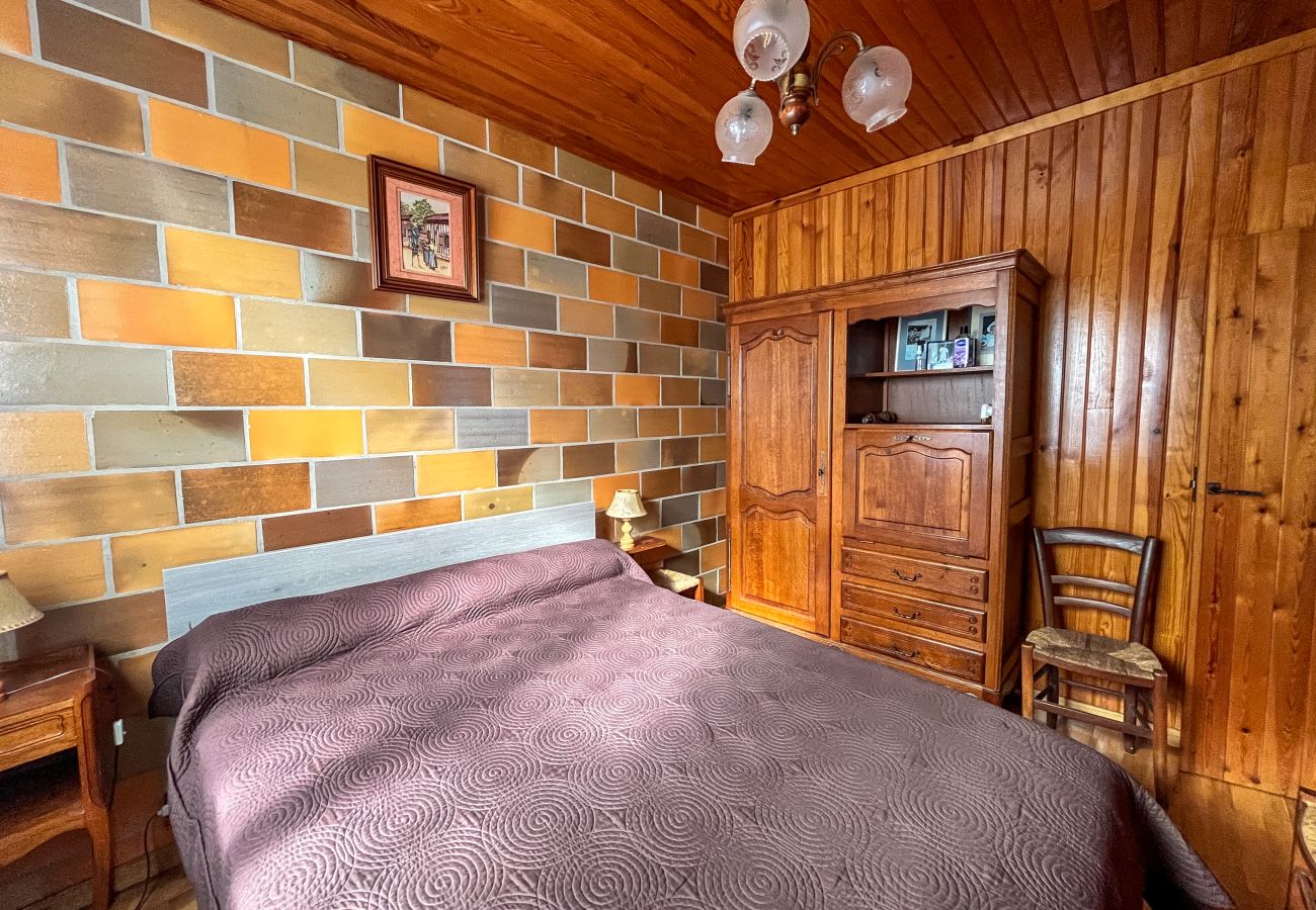 Villa à Lacanau - PLACE DE L'EGLISE - 88801