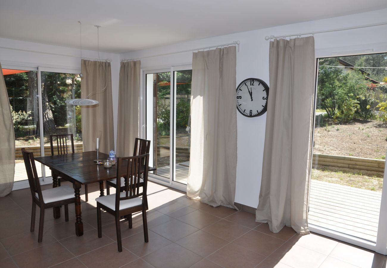 Villa à Lacanau - IMPASSE MARIE CURIE - 241660
