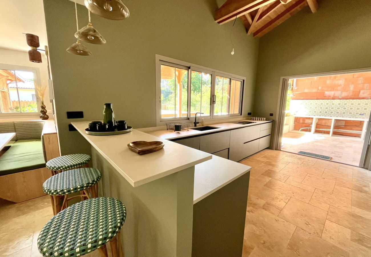 Villa à Carcans - AVE MAUBUISSON - 743118